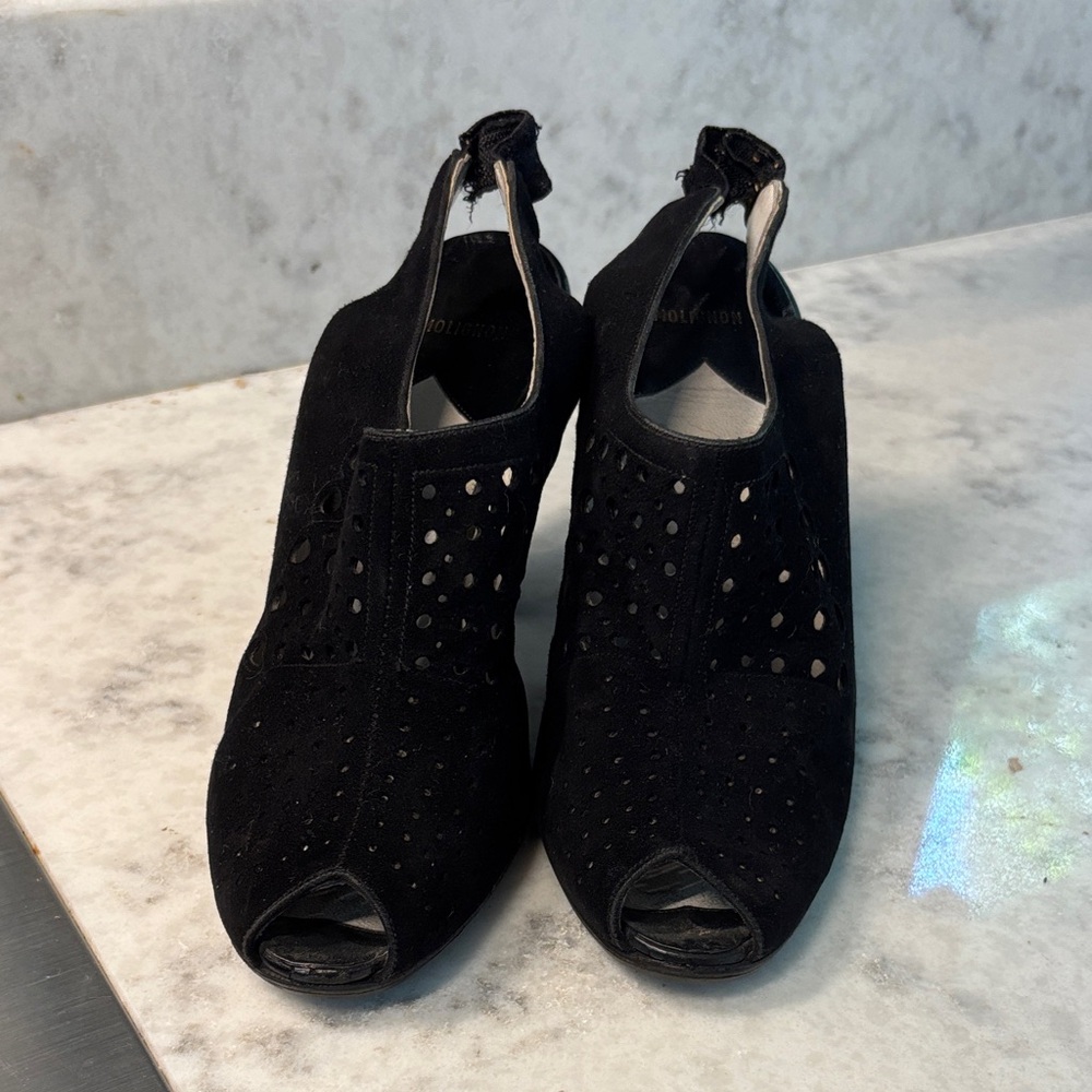 Elegant Black Peep-Toe Women's Shoes
